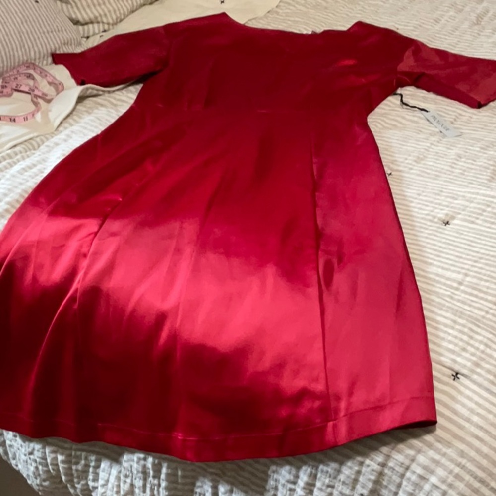 Prologue Red Satin MIDI dress L NWT